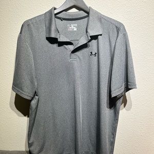 Men’s dry fit UA shirt like new condition